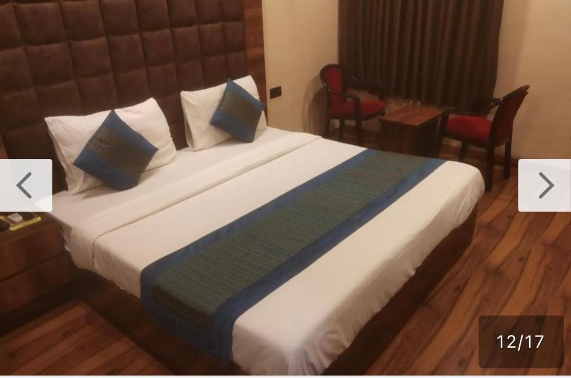 דלהי Hotel Star Palace - Near Karol Bagh Metro מראה חיצוני תמונה
