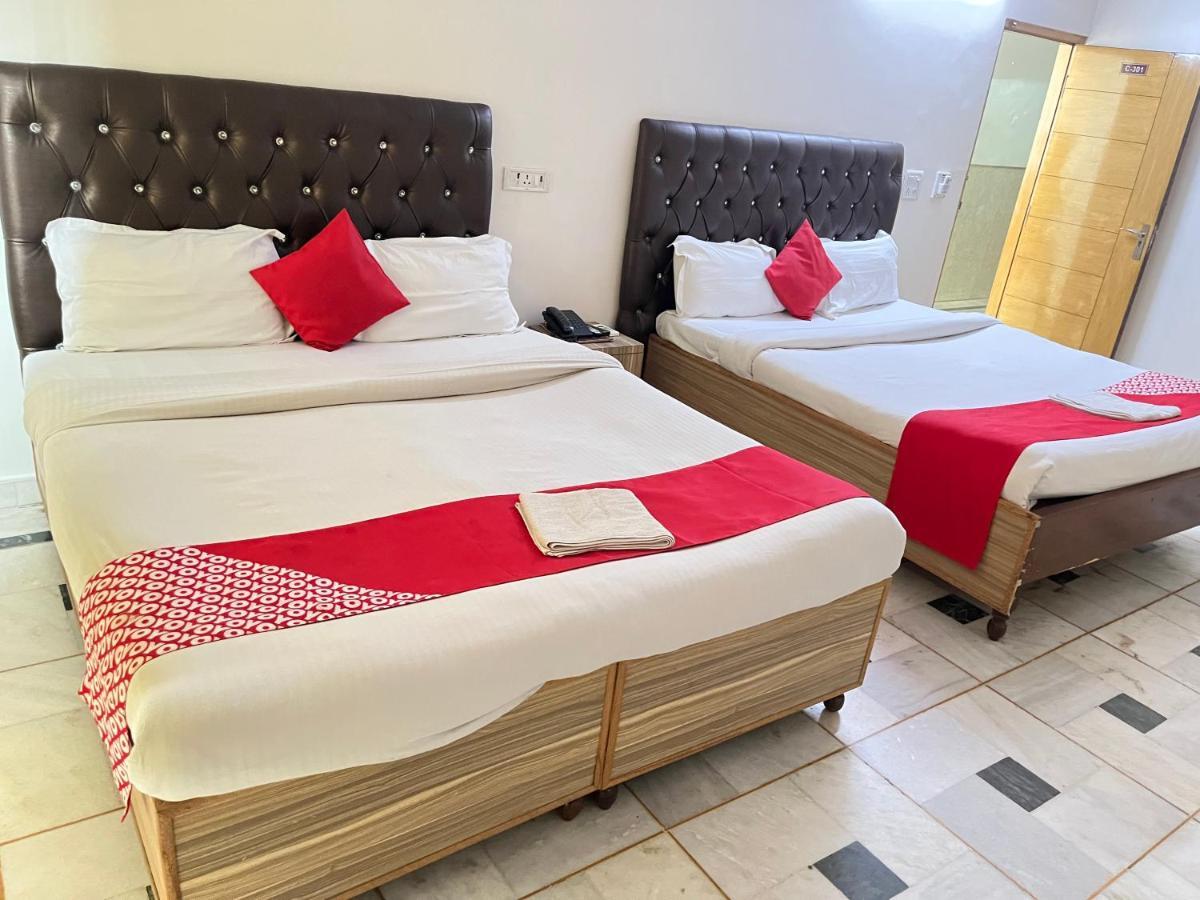דלהי Hotel Star Palace - Near Karol Bagh Metro מראה חיצוני תמונה