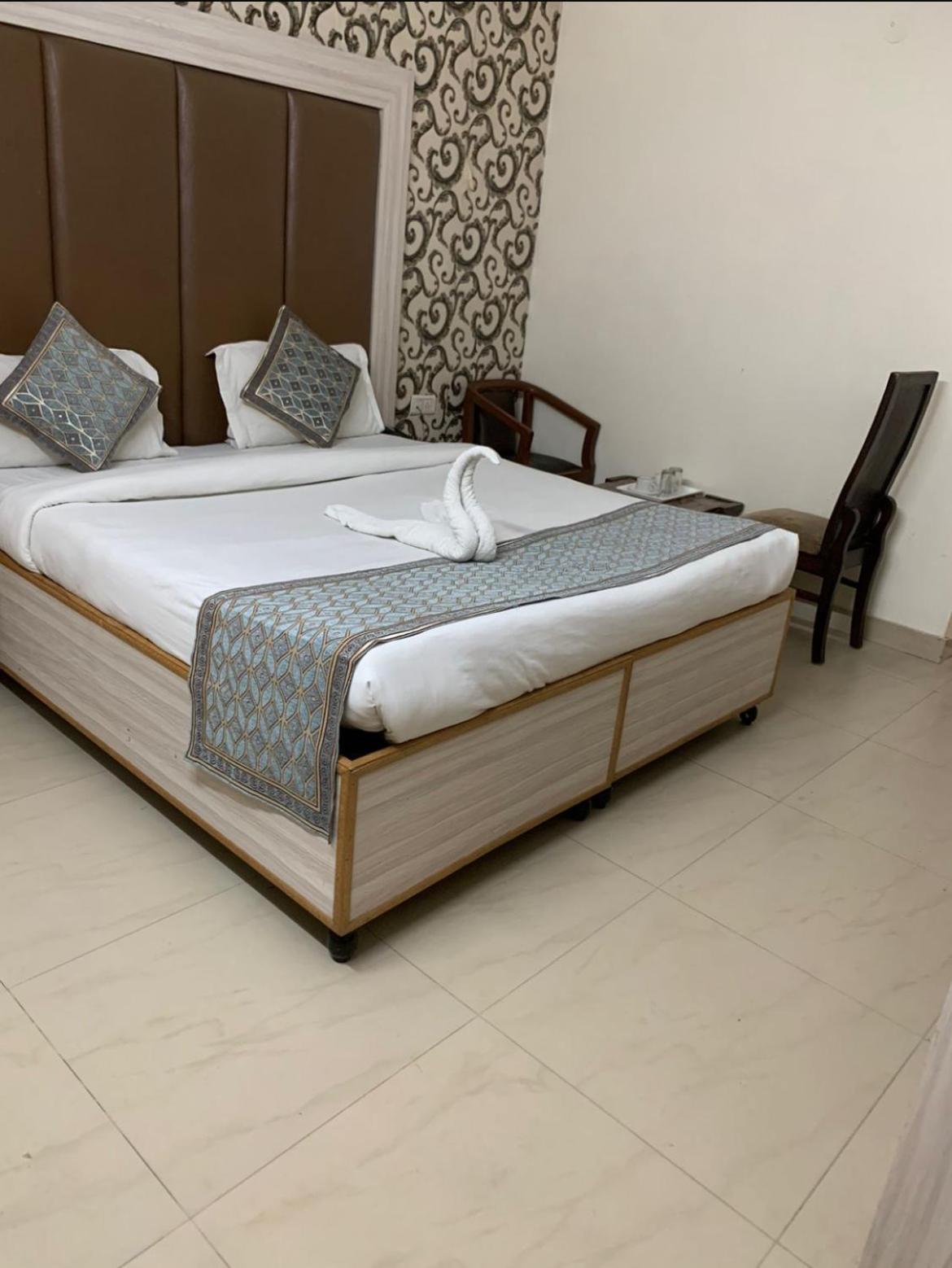 דלהי Hotel Star Palace - Near Karol Bagh Metro מראה חיצוני תמונה